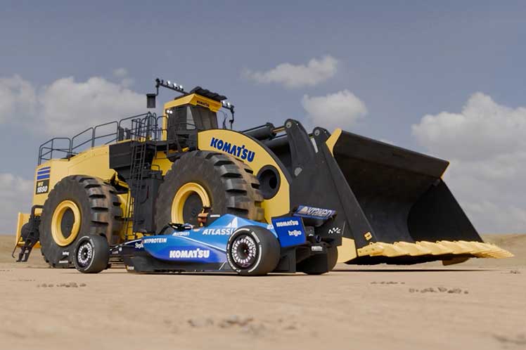 Role At Ractrack Collaboration in action: from the job site to the racetrack | Komatsu x ...