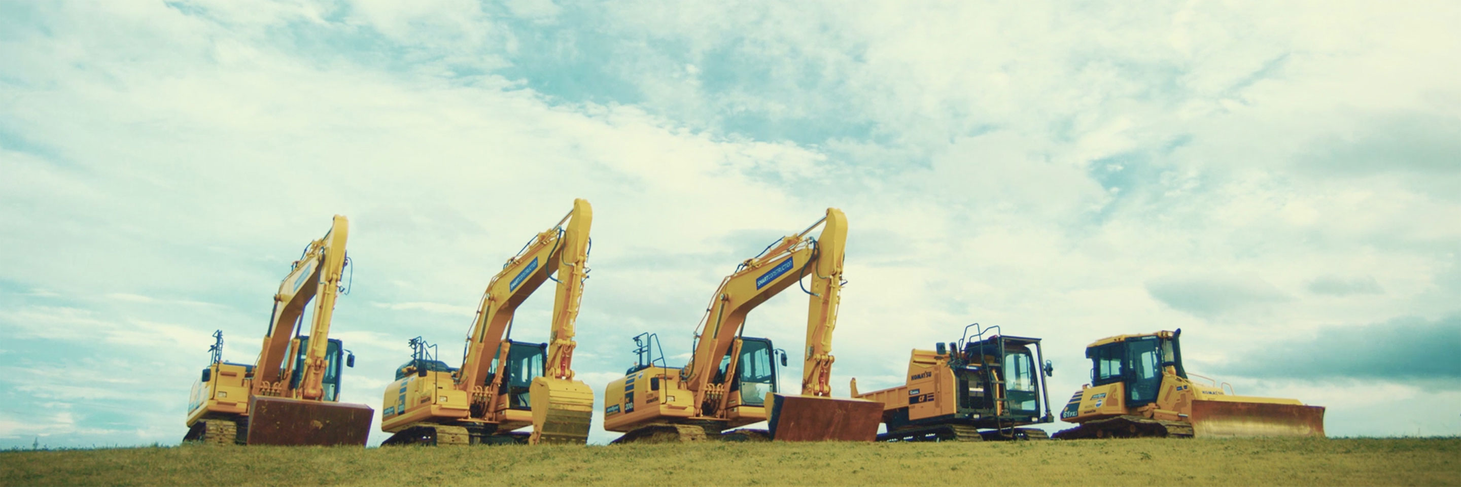 デコマツページ 商品情報｜コマツカスタマーサポート株式会社