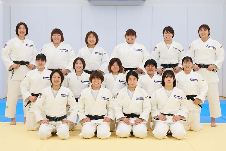 女子柔道部 コマツについて 小松製作所 建設機械のコマツ 女子柔道部 コマツについて 小松製作所 建設機械のコマツ