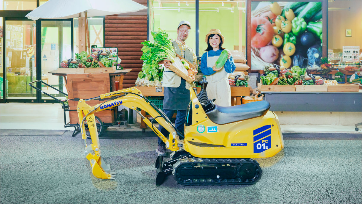 電動ショベルを使用している様子